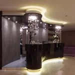 Quality Palace فندق مونتيروتوندو
