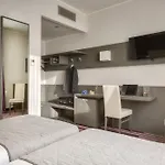 فندق Quality Palace مونتيروتوندو