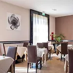 Quality Palace مونتيروتوندو
