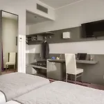 فندق Quality Palace 4*