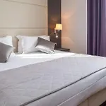 Quality Palace 4*