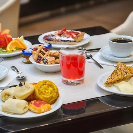 فندق كواليتي جرين بالاس 4*