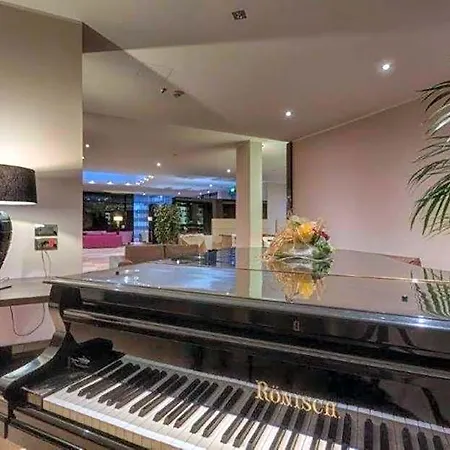 Hotell Quality Palace Monterotondo (Lazio)